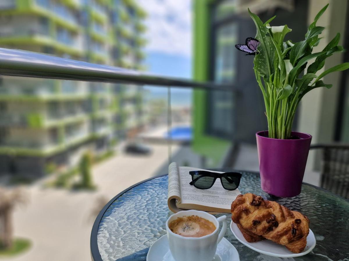 Appartamento Sole Alezzi Beach Năvodari Esterno foto
