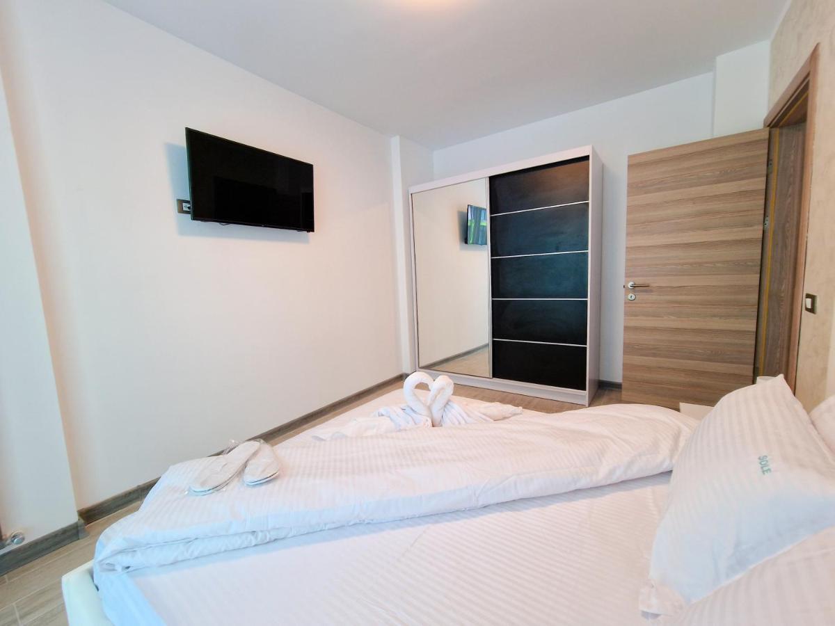 Appartamento Sole Alezzi Beach Năvodari Esterno foto